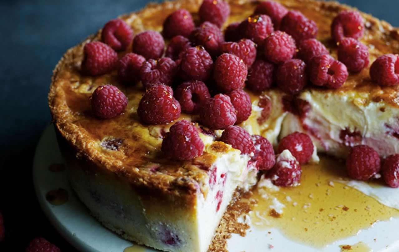 James Martin&#039;s baked New York raspberry cheesecake