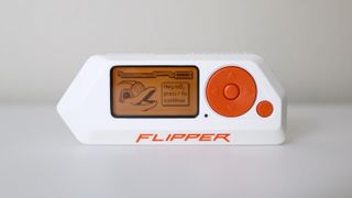 A picture showing off the welcome screen on the Flipper Zero