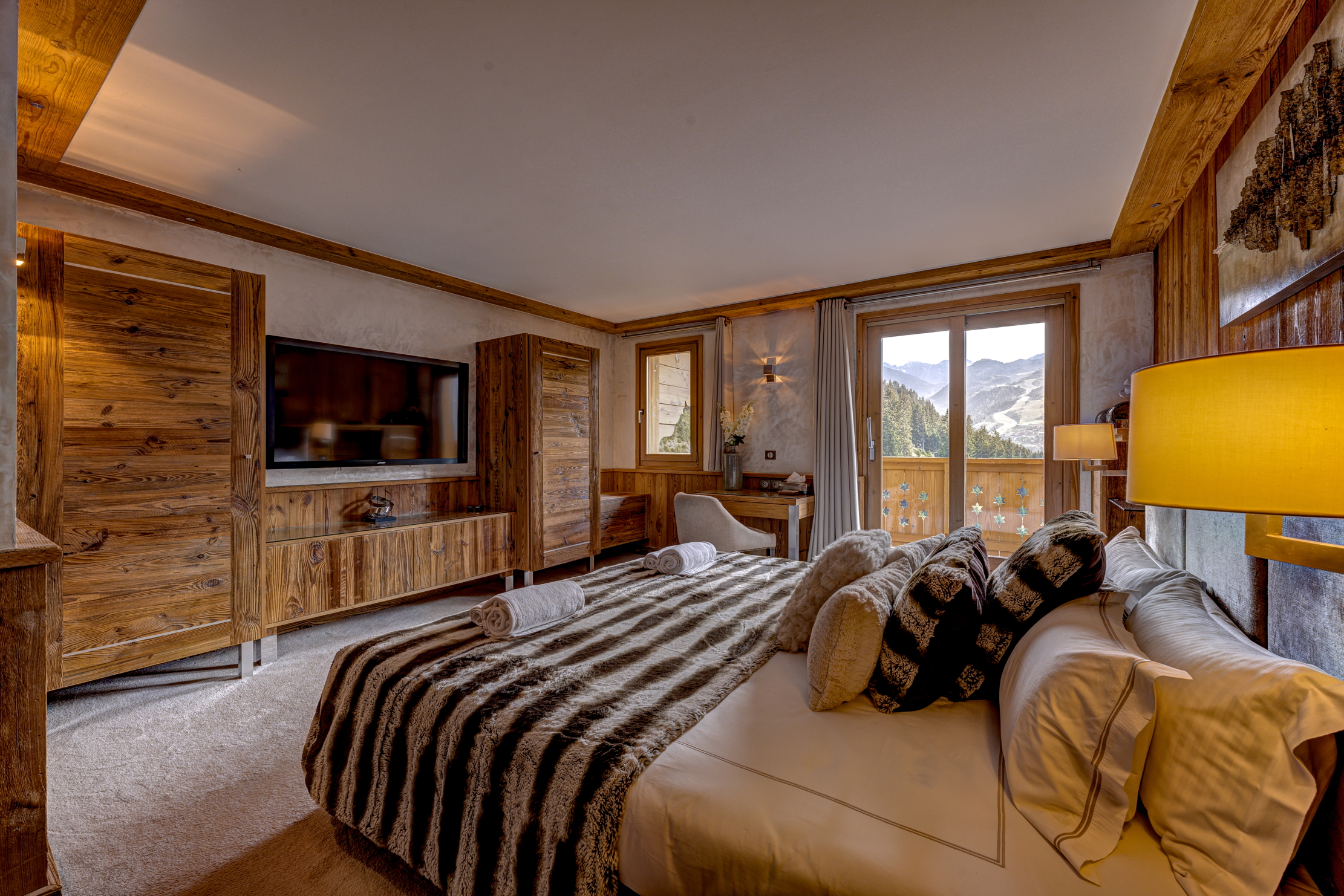 Images of the glorious chalet genepi