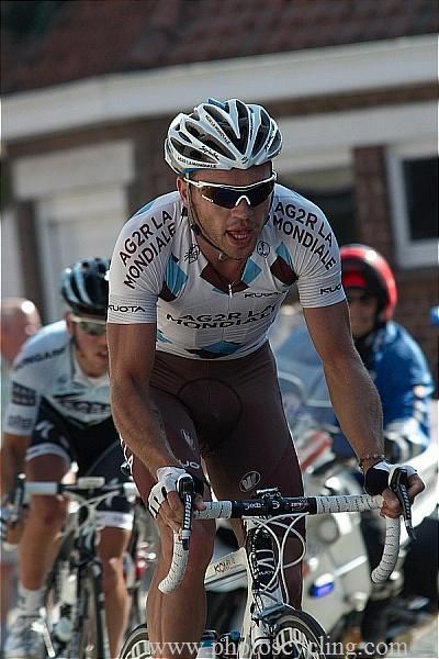 Rinaldo Nocentini (Agh2r-La Mondiale) has a go