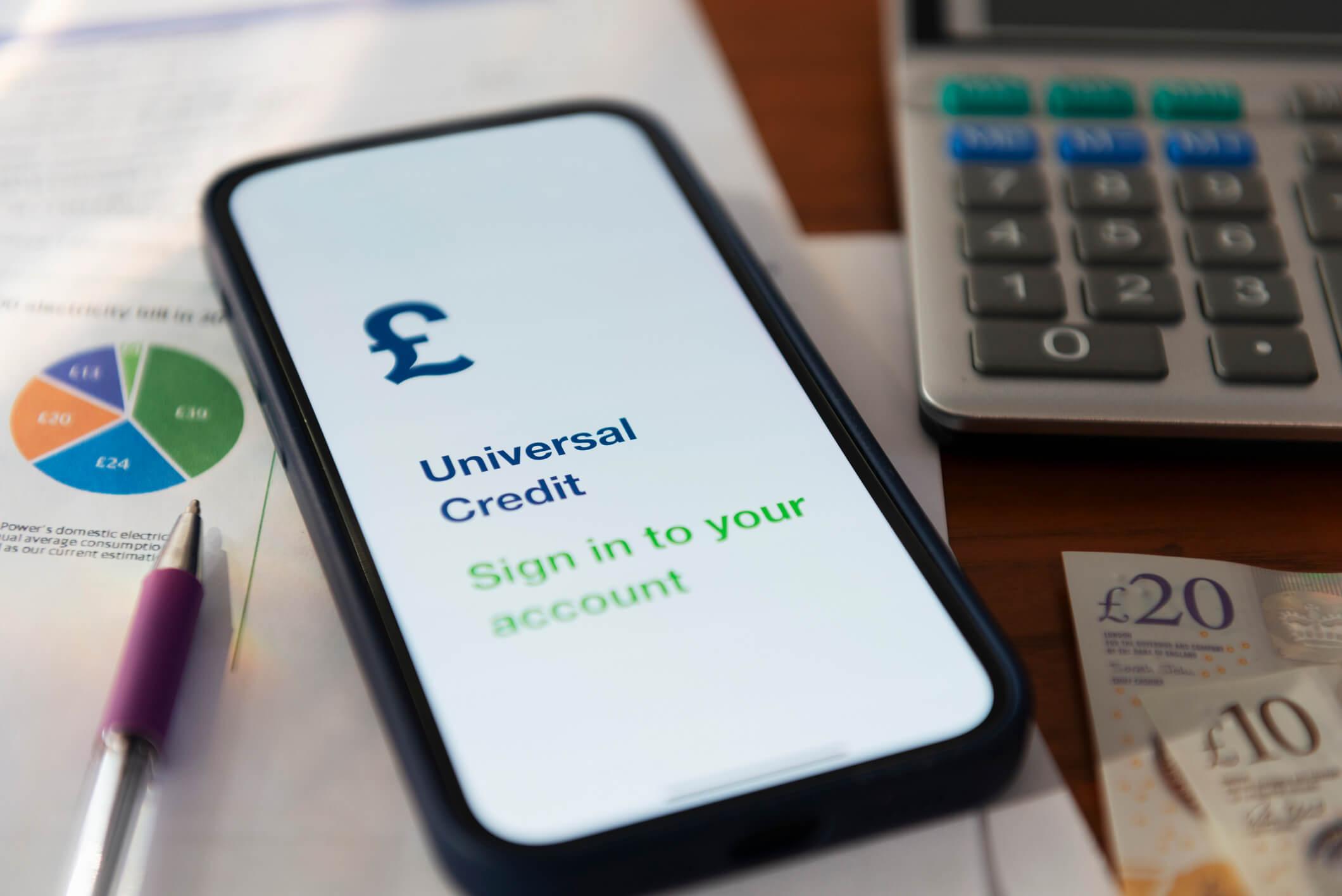 Smartphone with Universal Credit App 
