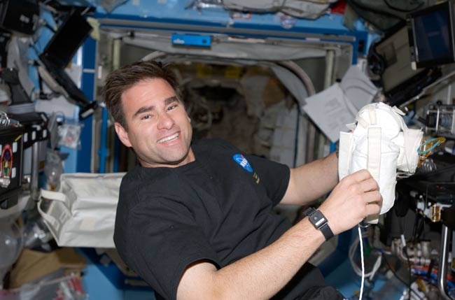 NASA Astronaut Settles in Aboard Space Station