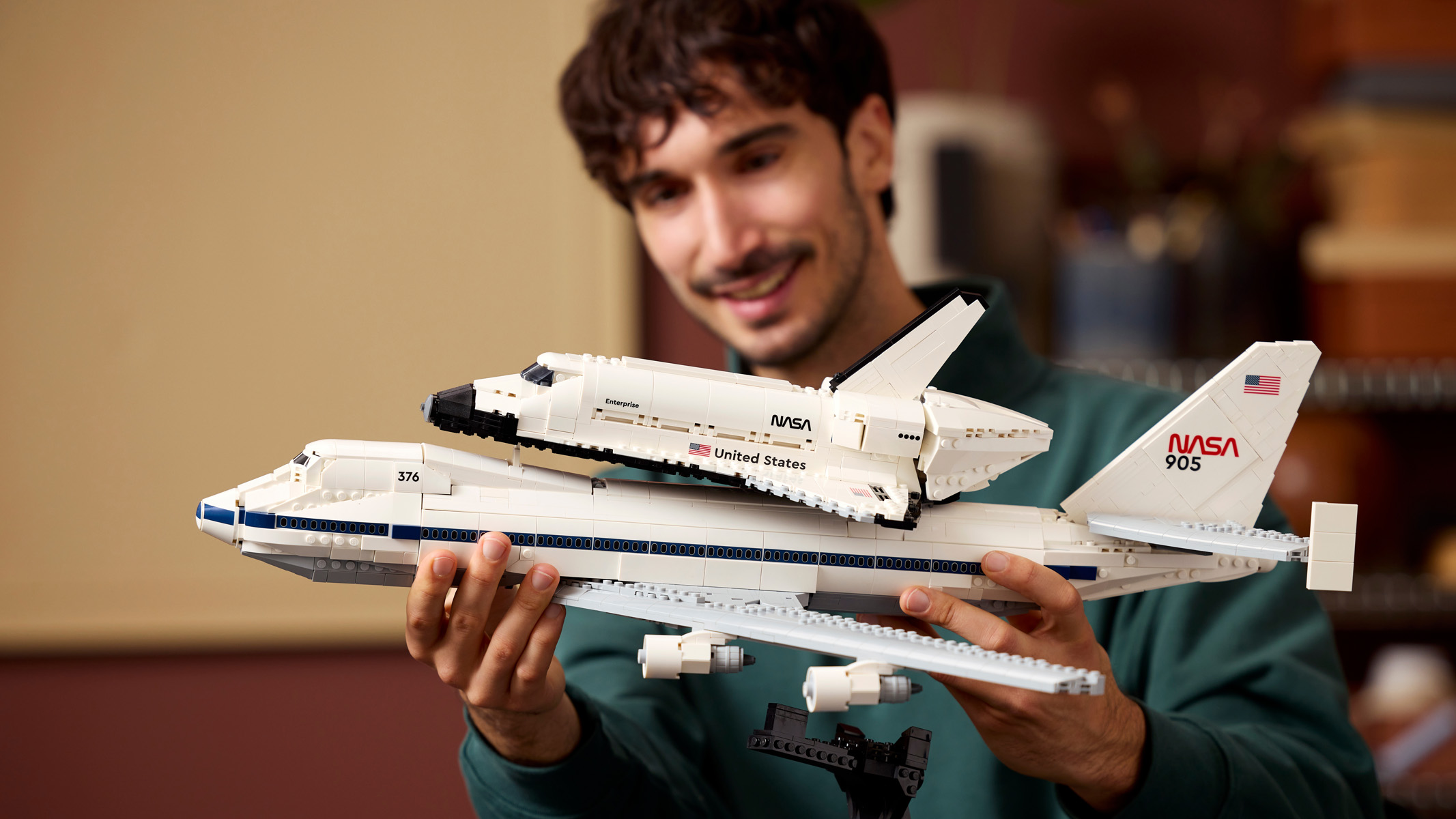 Lego Icons Shuttle Aircraft Carrier