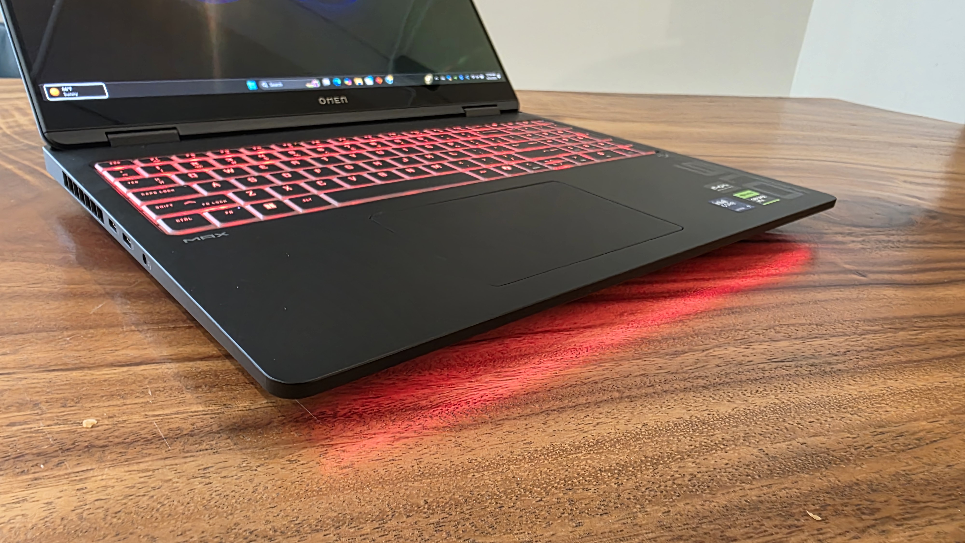 HP Omen Max 16