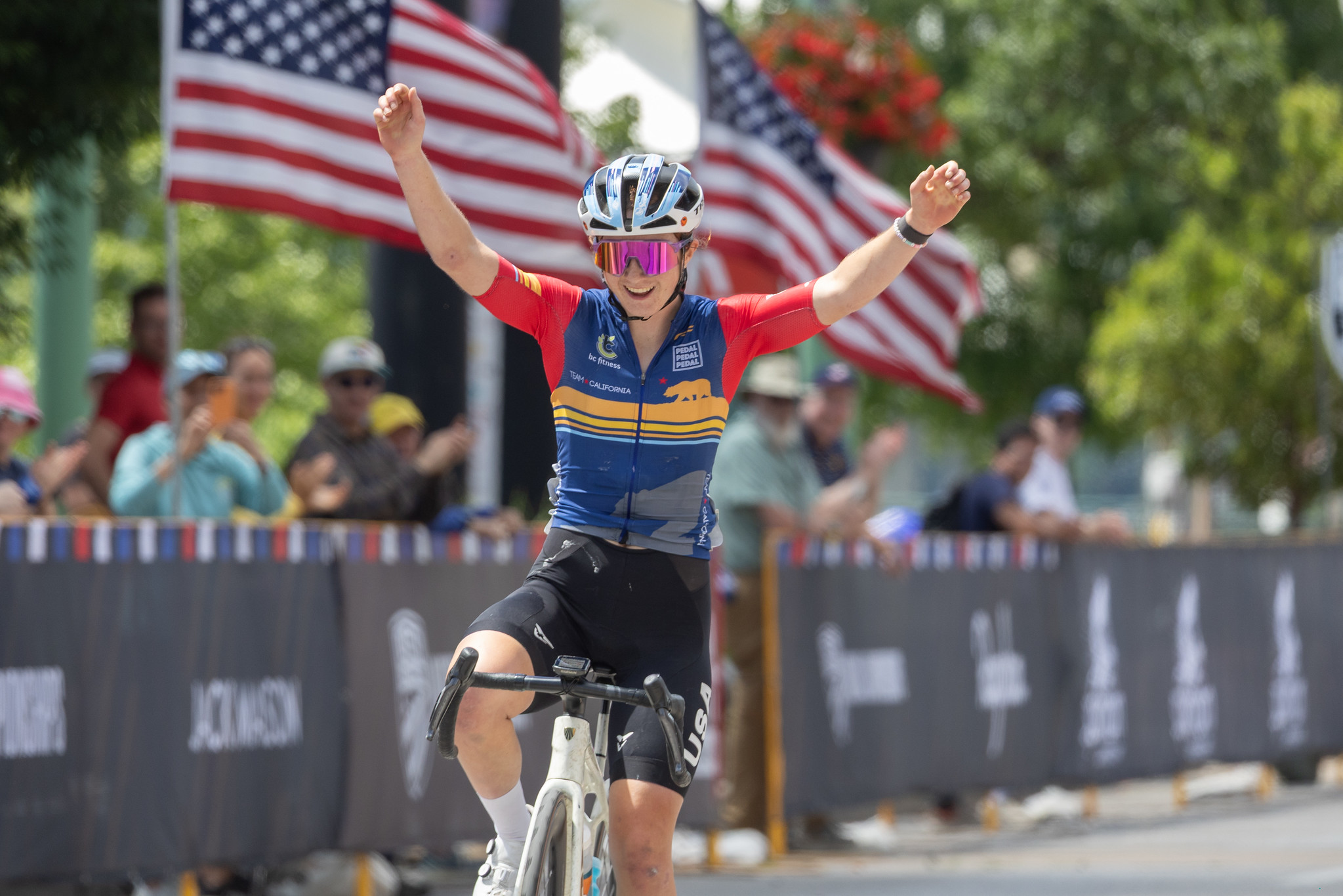 US Road Championships: Sophia Wellmeier solos to win in Junior Women's road race