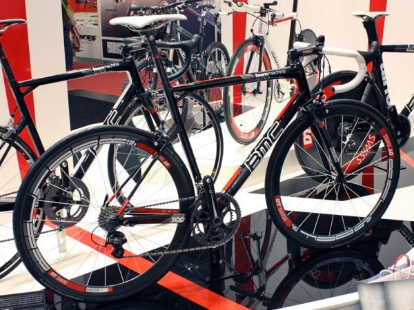 The SLR01 is BMC's new top-end road frameset for 2010 with a lighter weight and dramatically improved stiffness over the current Pro Machine.