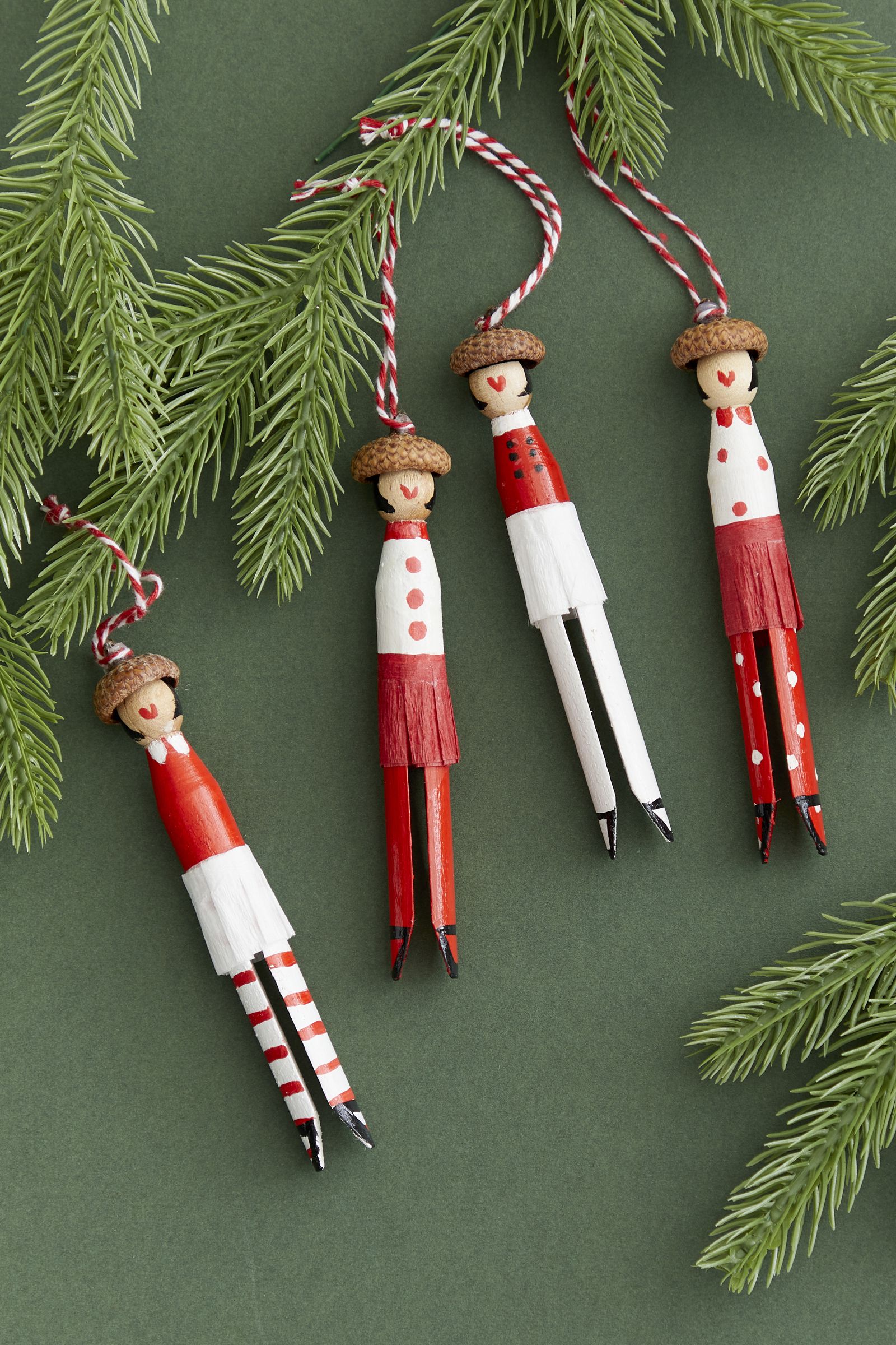 19 easy Christmas crafts to DIY with the whole family | Real Homes