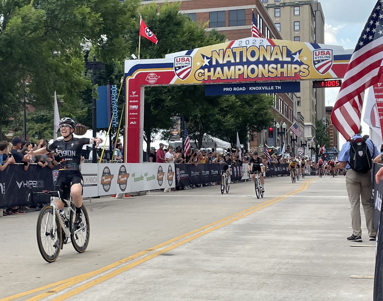 Kendall Ryan wins the 2022 US Pro Criterium Championships