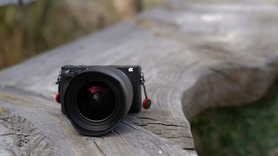 Sony unveils two new wideangle zoom lenses TechRadar