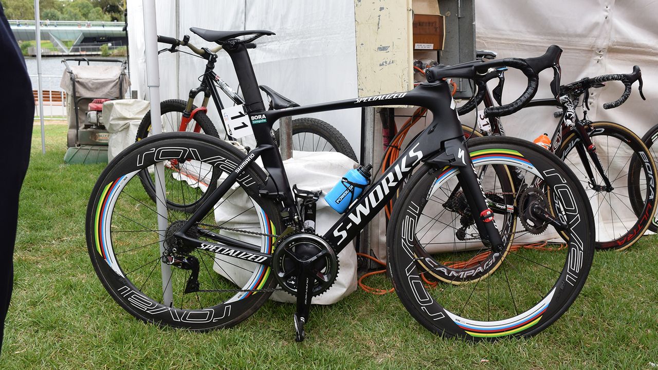 Peter Sagan split the race between his Tarmac SL6 and a Venge