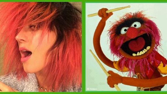 Lip, Hairstyle, Green, Colorfulness, Red, Style, Jaw, Hair coloring, Step cutting, Tooth,