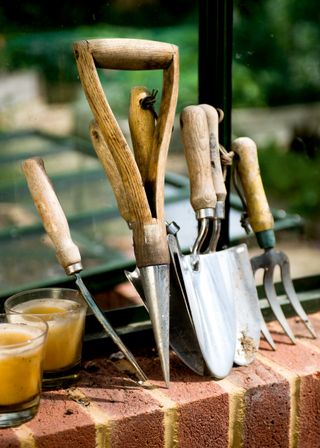 garden tools