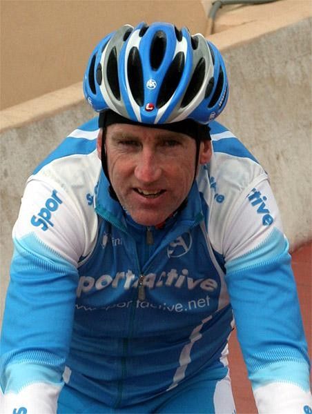 Sean Kelly, still keeping in shape.