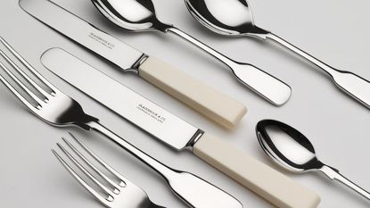 Stainless Steel Flatware vs Silver Plated Flatware (Pros/Cons