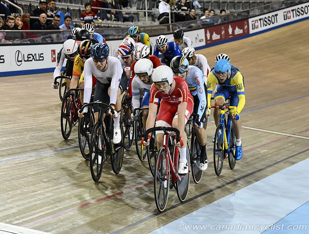 Men's Omnium - Scratch race w. Niklas Larsen (Denmark) at front