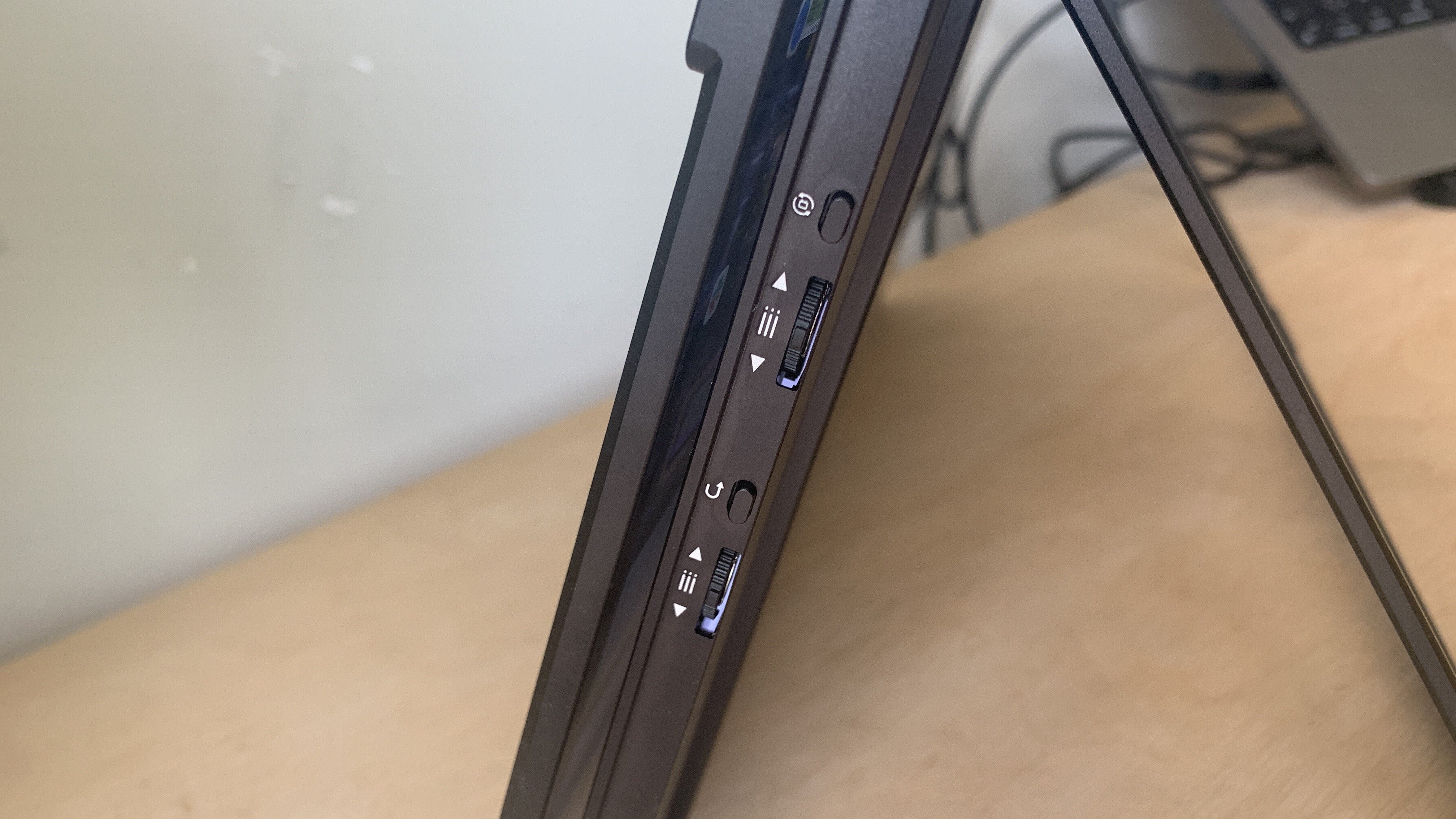 Uperfect Delta Max Touch