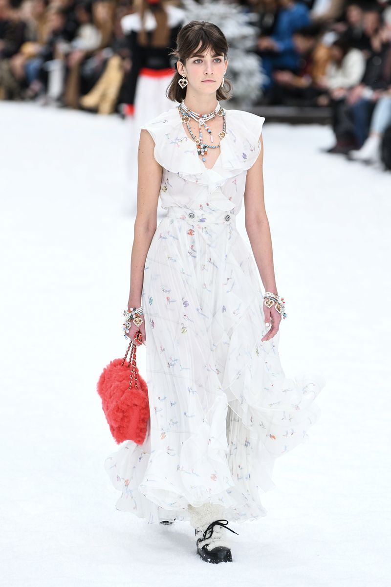 Chanel : Runway - Paris Fashion Week Womenswear Fall/Winter 2019/2020