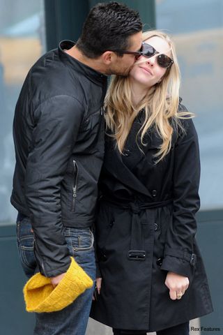 Dominic Cooper and Amanda Seyfried - Amanda Seyfried and Dominic Cooper split - Celebrity News - Marie Claire