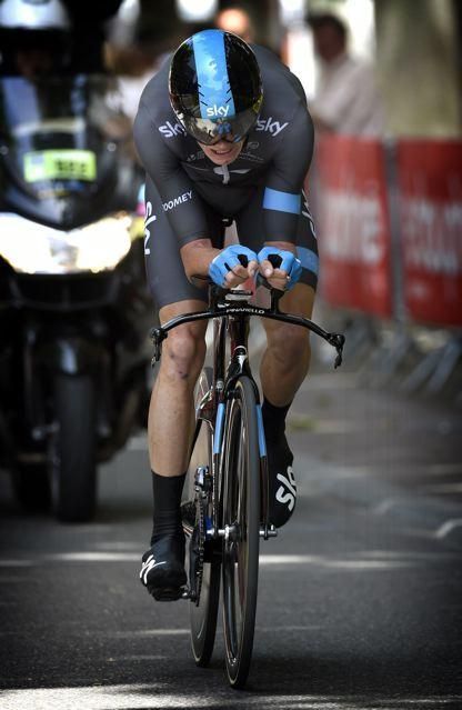 Froome heads towards the finish to win the time trial