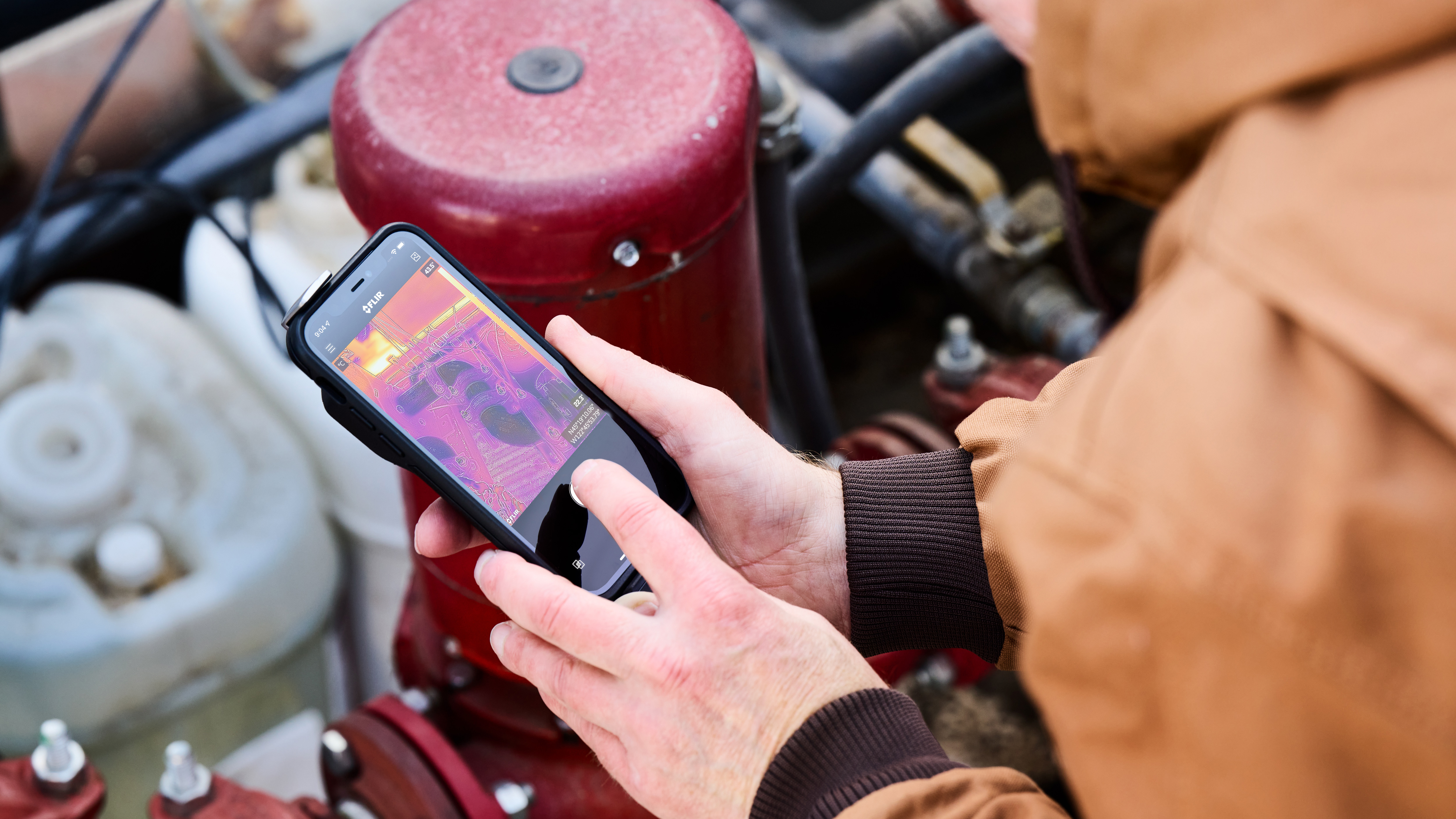 Detecting Heat Loss Outside Building Using Thermal Camera Stock