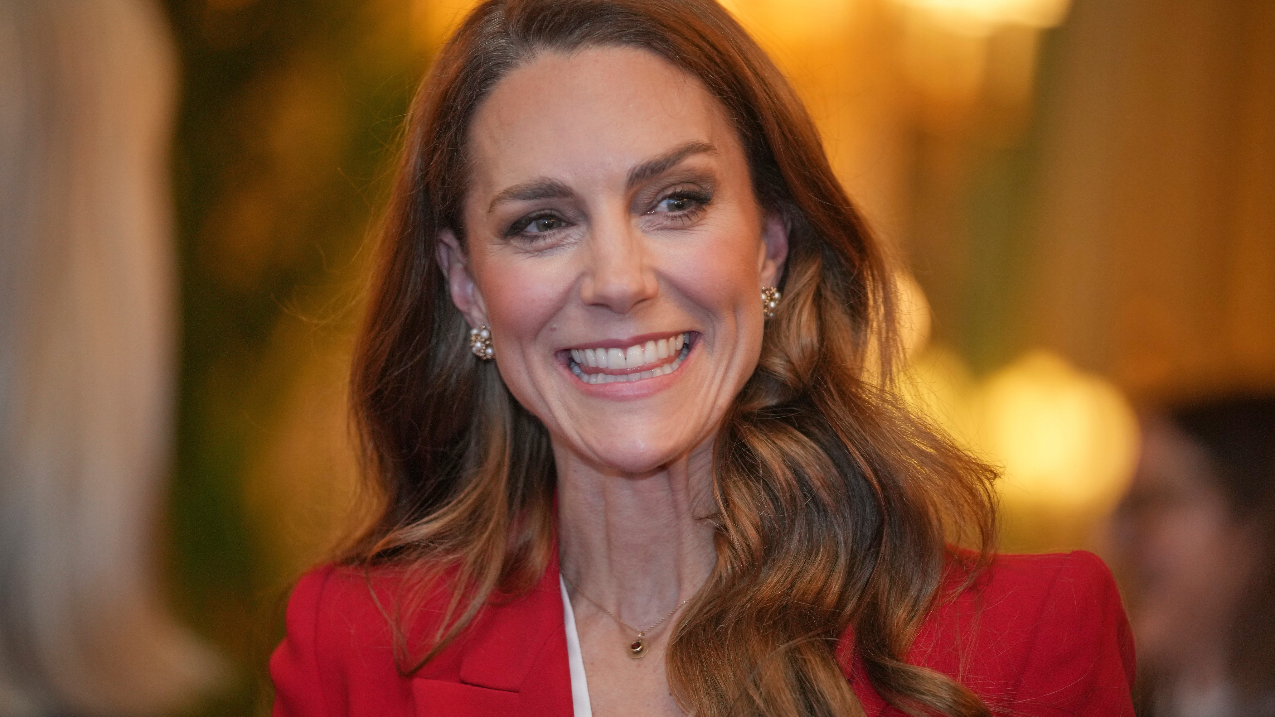 Catherine, Princess of Wales smiles as she meets members of the England Women's rugby team at Windsor Castle on January 15, 2026 