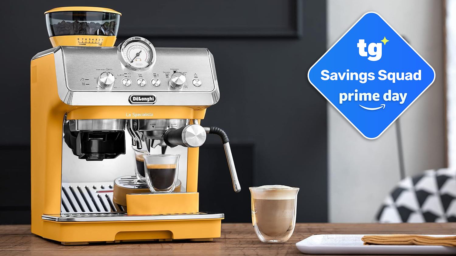 This vibrant De'Longhi coffee machine caught my eye — and now it's