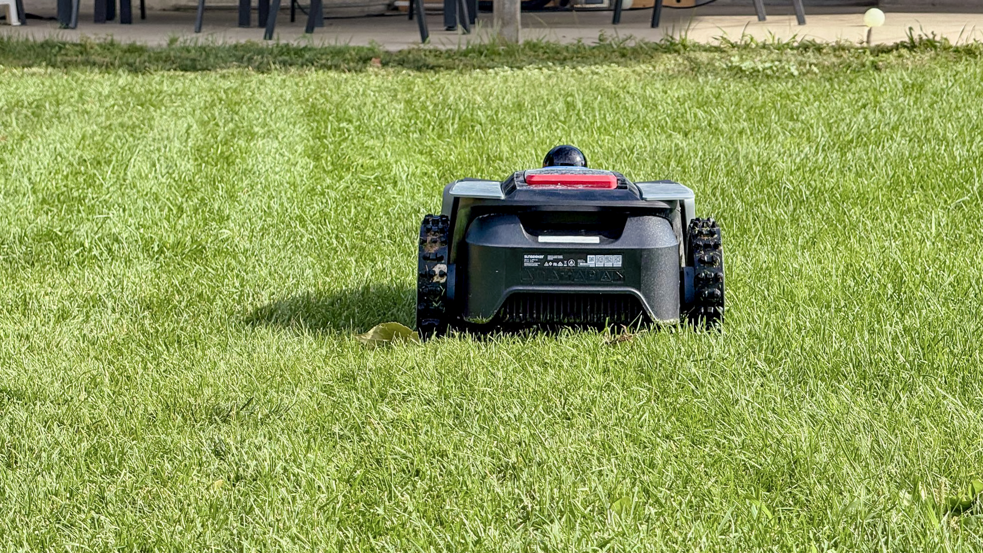 Sunseeker S4 mowing