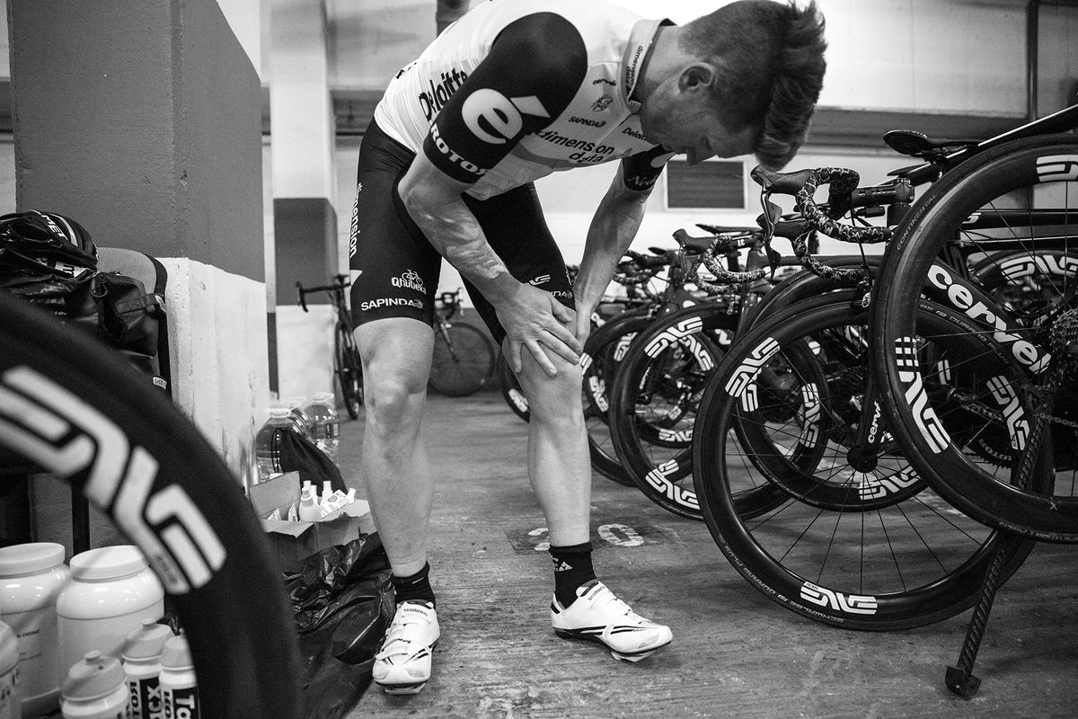 Mark Renshaw gets ready for a ride