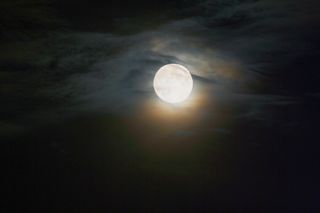 first full moon august skywatching