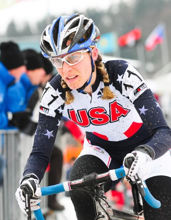 Mo Bruno Roy (USA) is very skilled at riding in snowy conditions