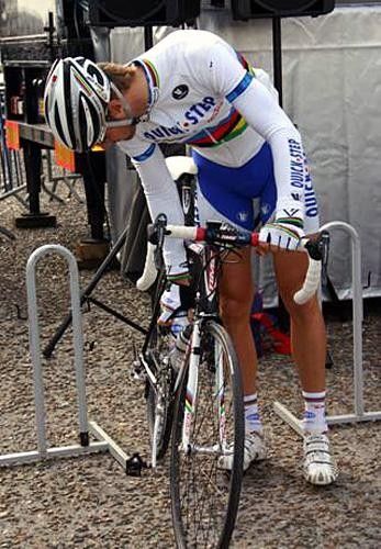 Tom Boonen (Quick.Step) controls his bike