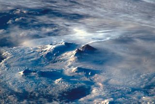 earth photos, Klyuchevskaya Sopka volcano