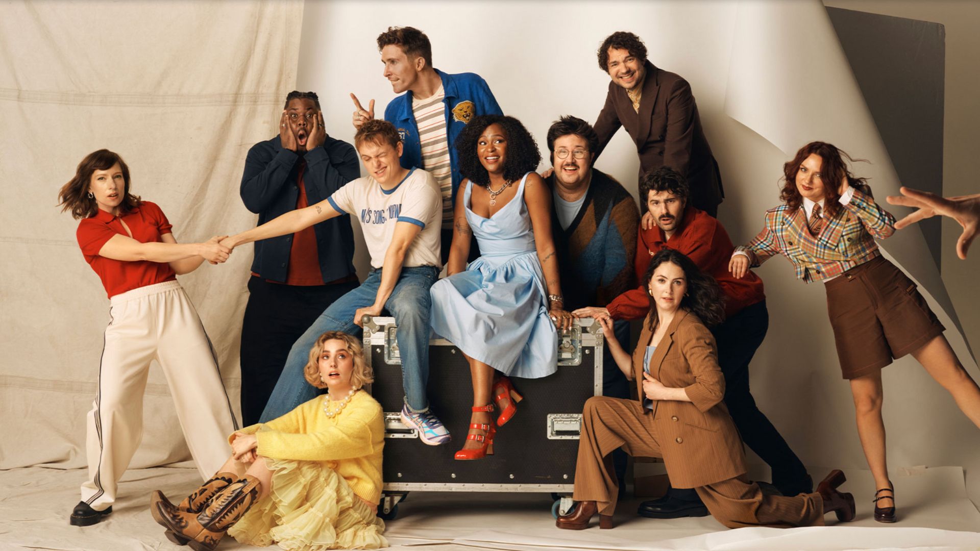 An image of the comedians cast for the first british season on snl