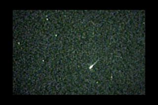 Camelopardalid Meteor from 26,000 ft Altitude 