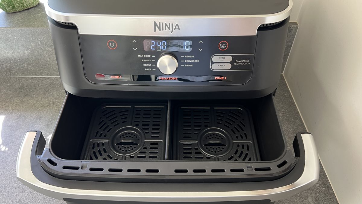 Ninja Foodi 11 Quart 7-in-1 MegaZone XL FlexBasket Air Fryer Review ...