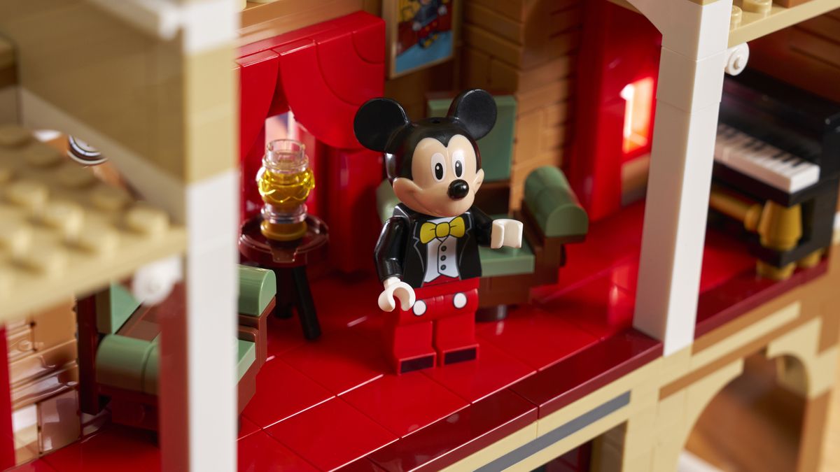 Mickey Mouse in the Disney Apartment in the Lego Main Street USA set