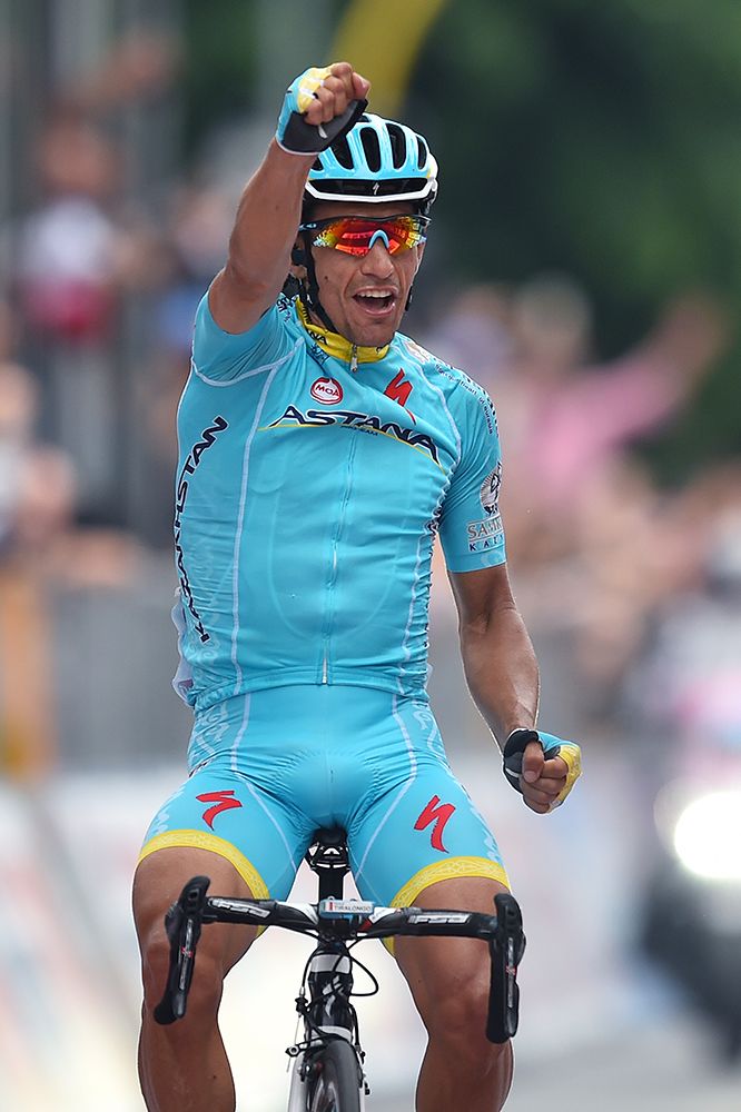 Astana gets it first Giro stage win of the year thanks to Paolo Tiralongo in San Giorgio Del Sannio