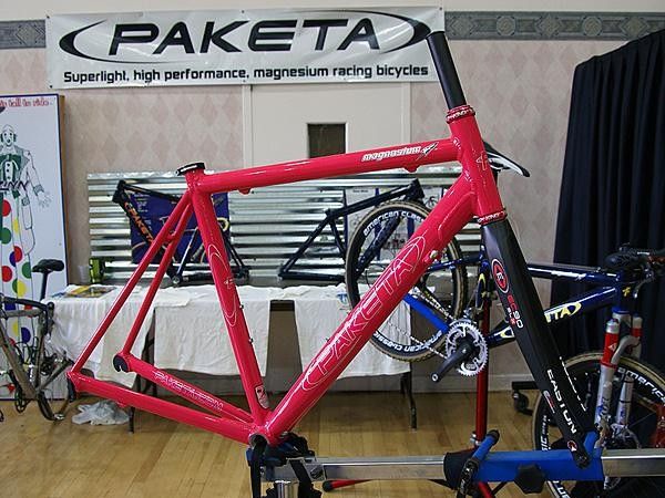 Paketa's road frame