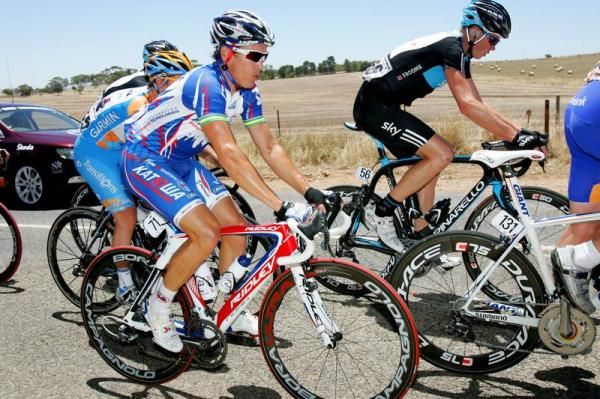 Robbie McEwen (Katusha) stayed in the safety of the pack to preserve energy for the finish.