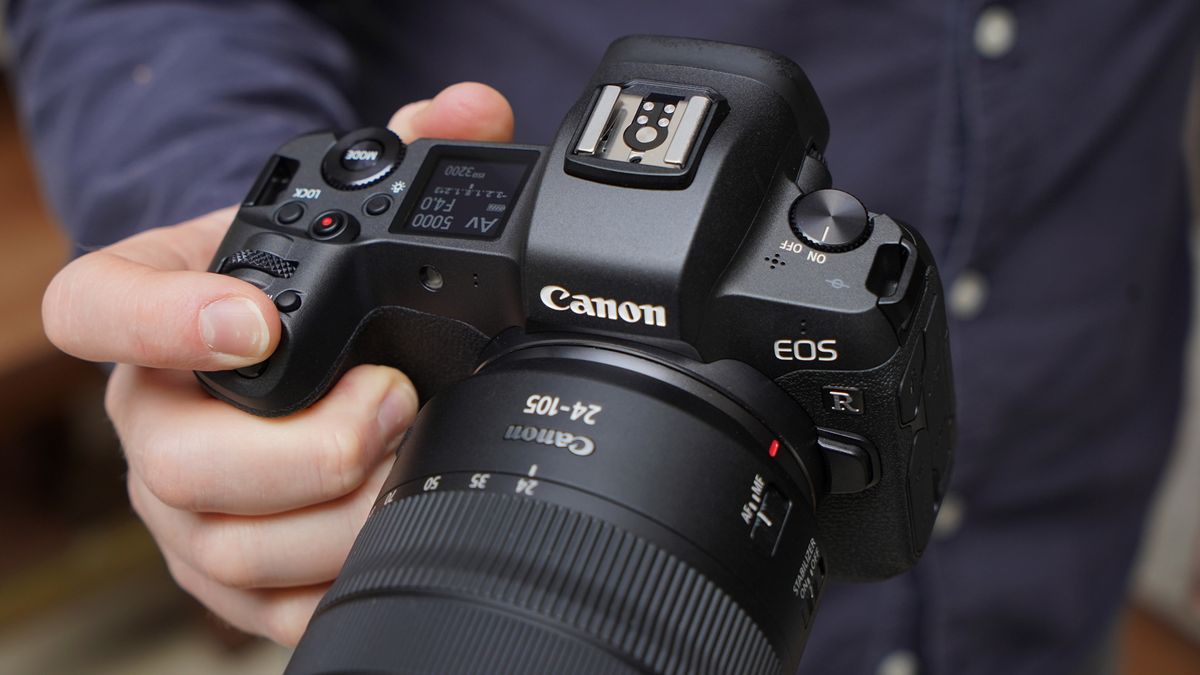 75MP pro-level Canon EOS R could be announced in early 2020