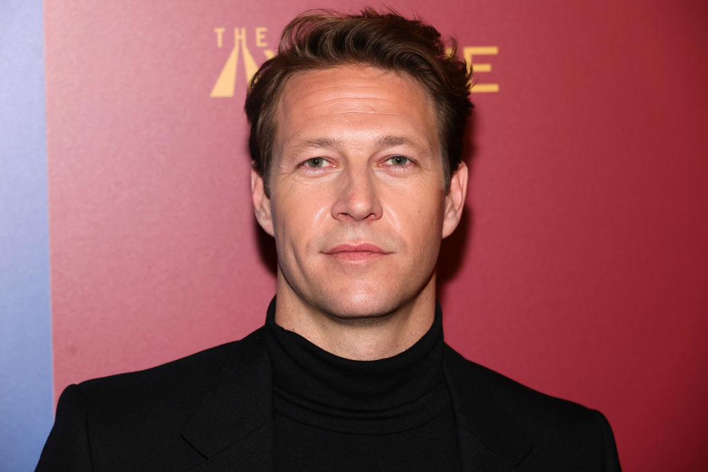 Luke Bracey.