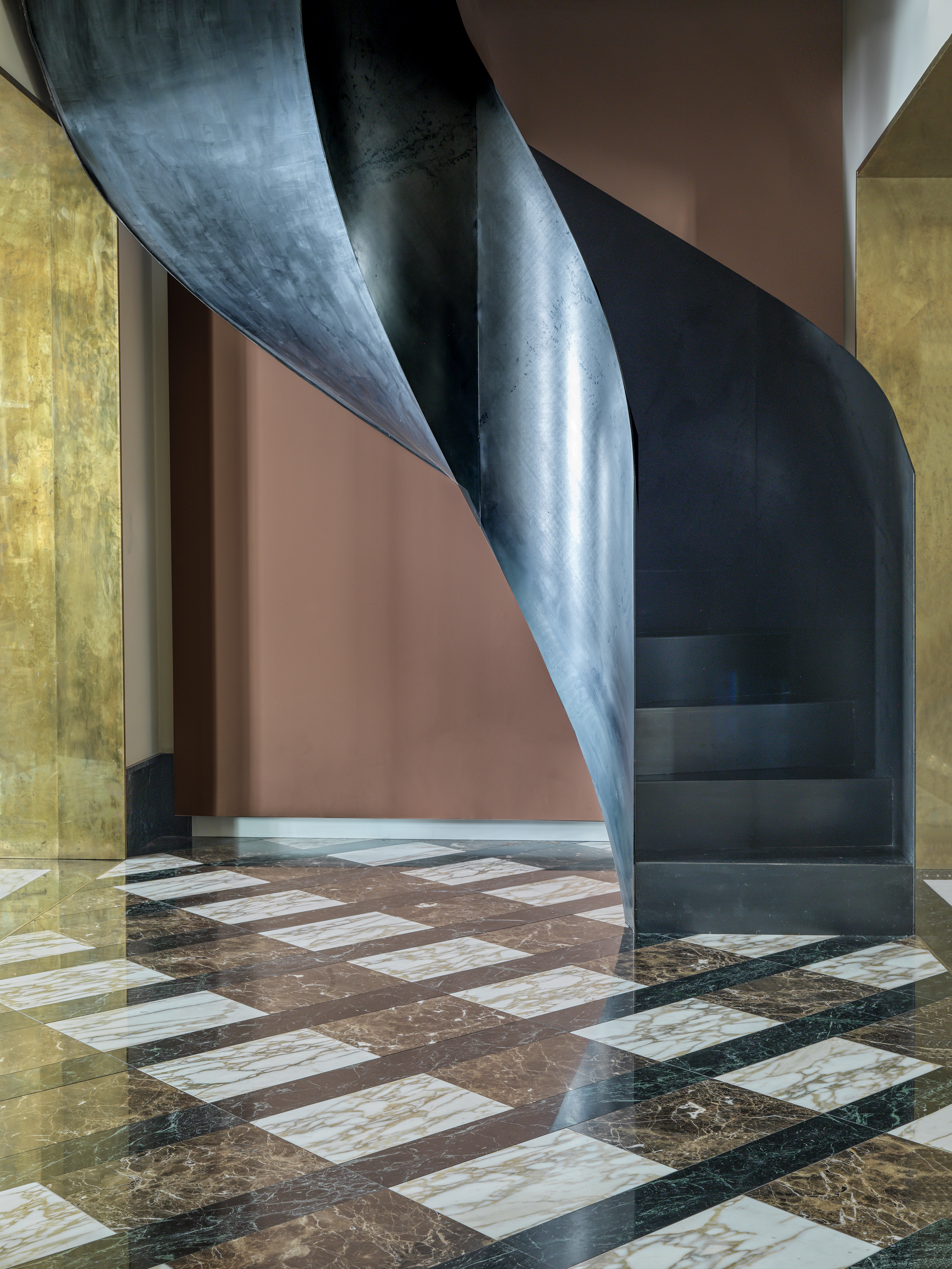 Pietro Ruffini milan apartment