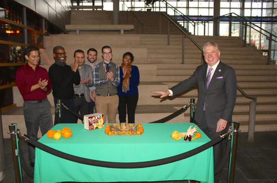 Seattle&amp;#039;s mayor pardoned a Thanksgiving tofurkey