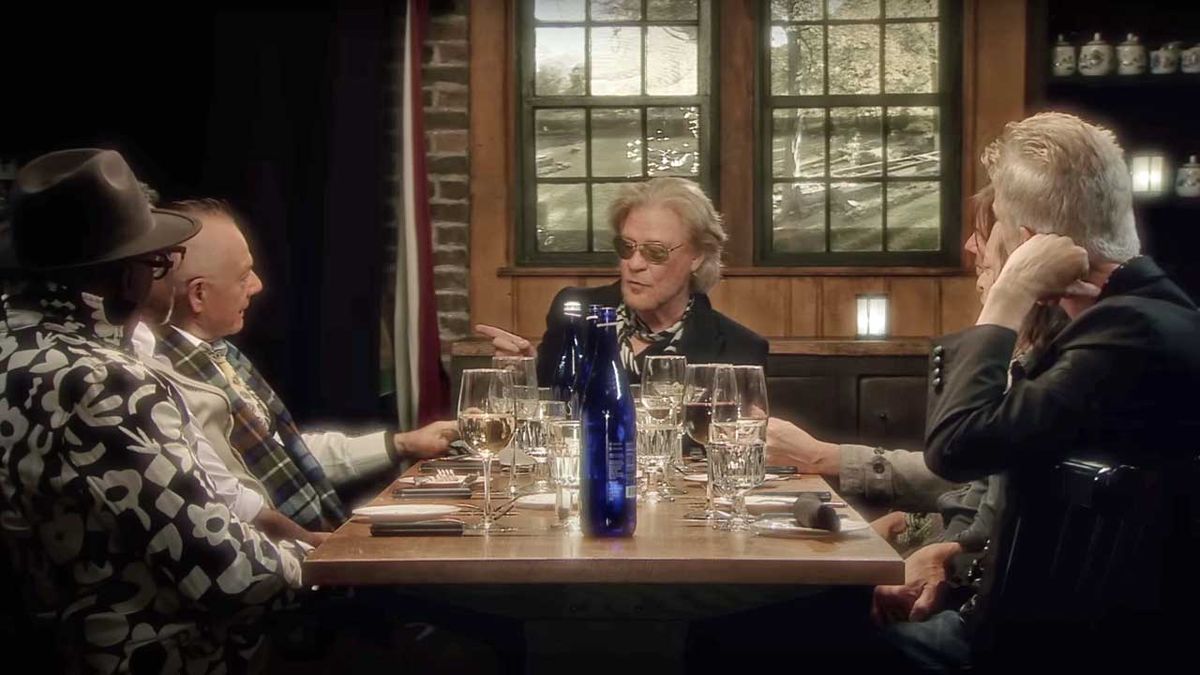 Guests around the dinner table at Daryl Hall&#039;s house