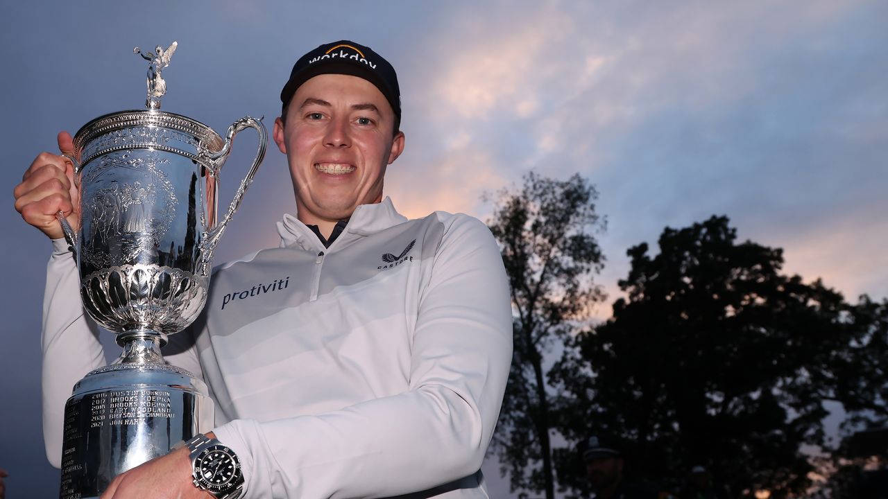 Matt Fitzpatrick with the US Open trophy 