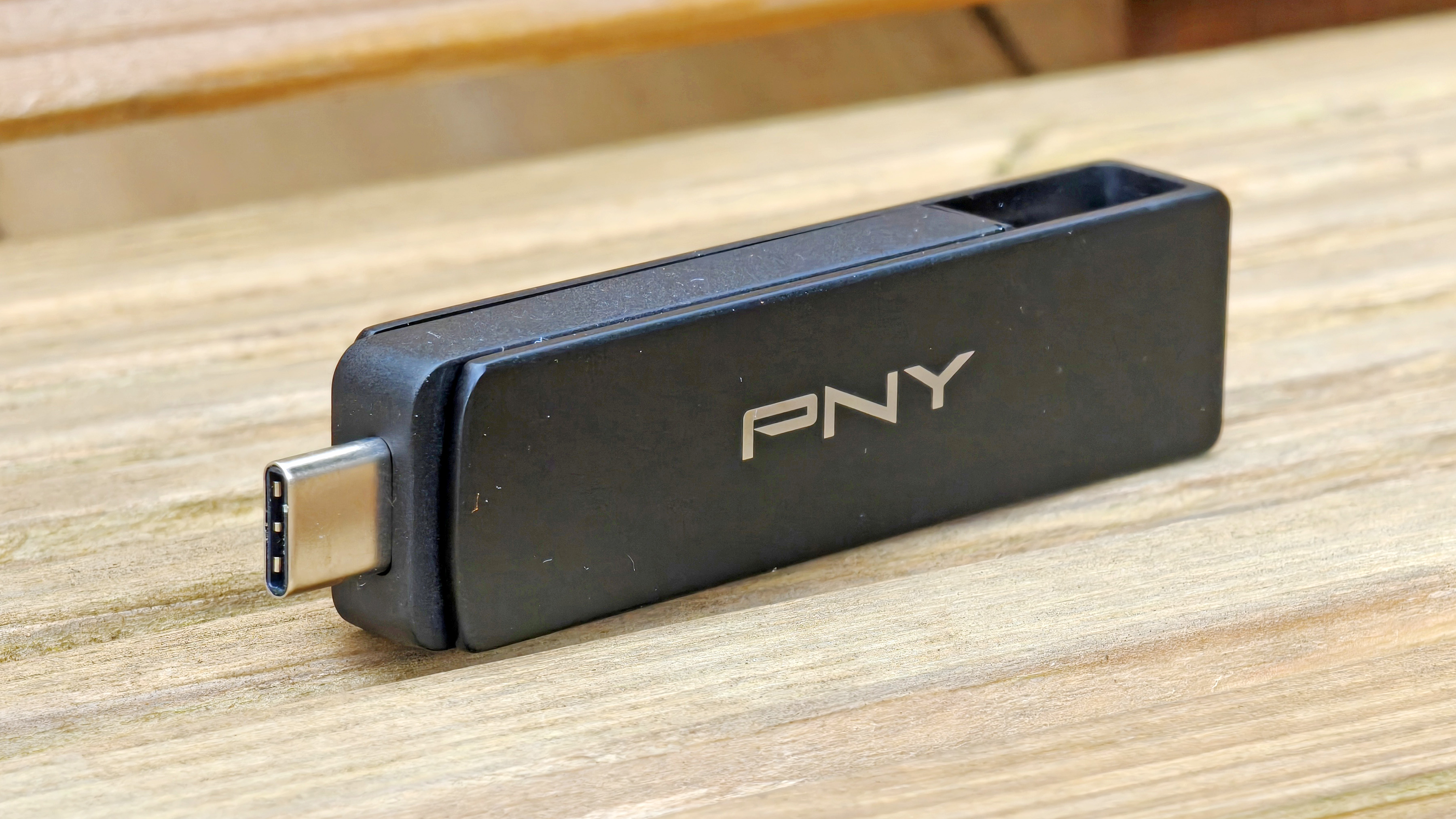 PNY Duo Link V3 flash drive