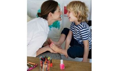 J. Crew Creative Director Jenna Lyons and her son Beckett in the controversial online ad: "Blatant propaganda"?