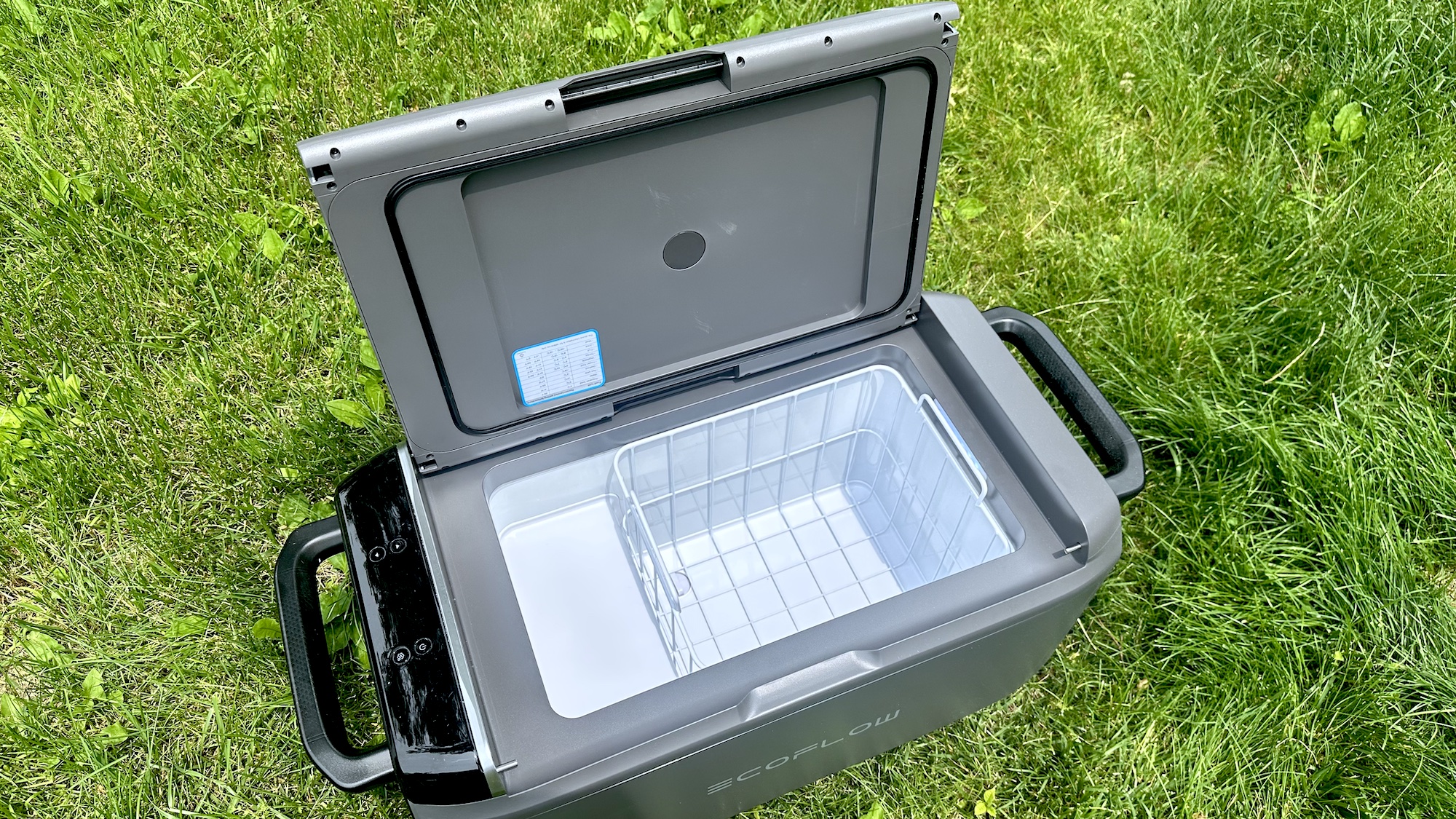 EcoFlow Glacier cooler open