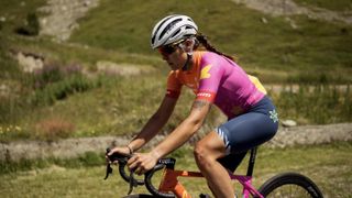 Tour de France Femmes: Canyon-SRAM switch to a pink kit for the Tour