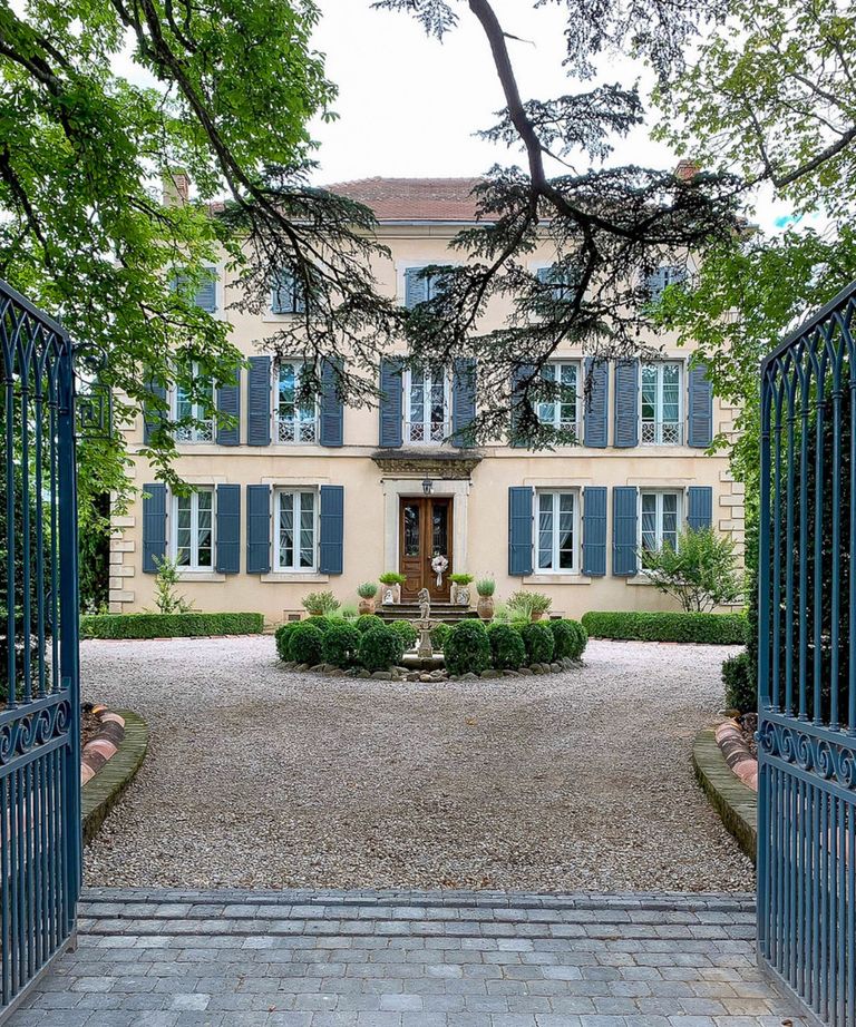 French country houses that showcase classic rustic style | Homes and ...